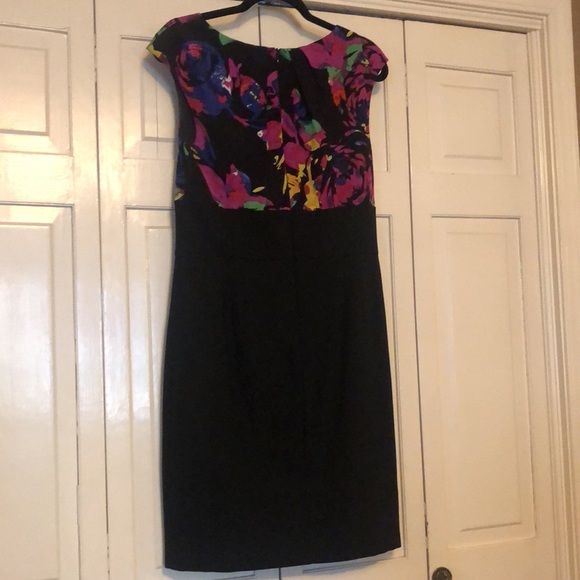 Trina Turk Silk Floral Wide Waist fitted Sz 10 R2 - Picture 3 of 5